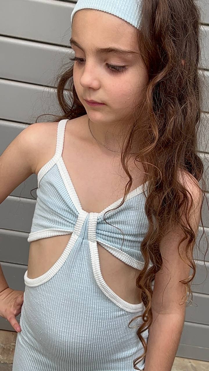 שמלת חוף לילדות מבד ריב עם סרט לראש - Image 4