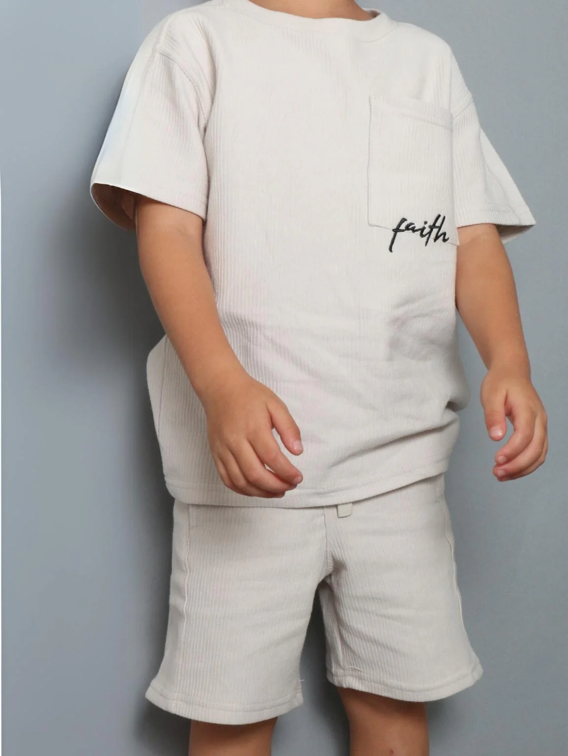 חליפה לילדים מבד ריב רחב כותנה דגם FAITH - Image 6